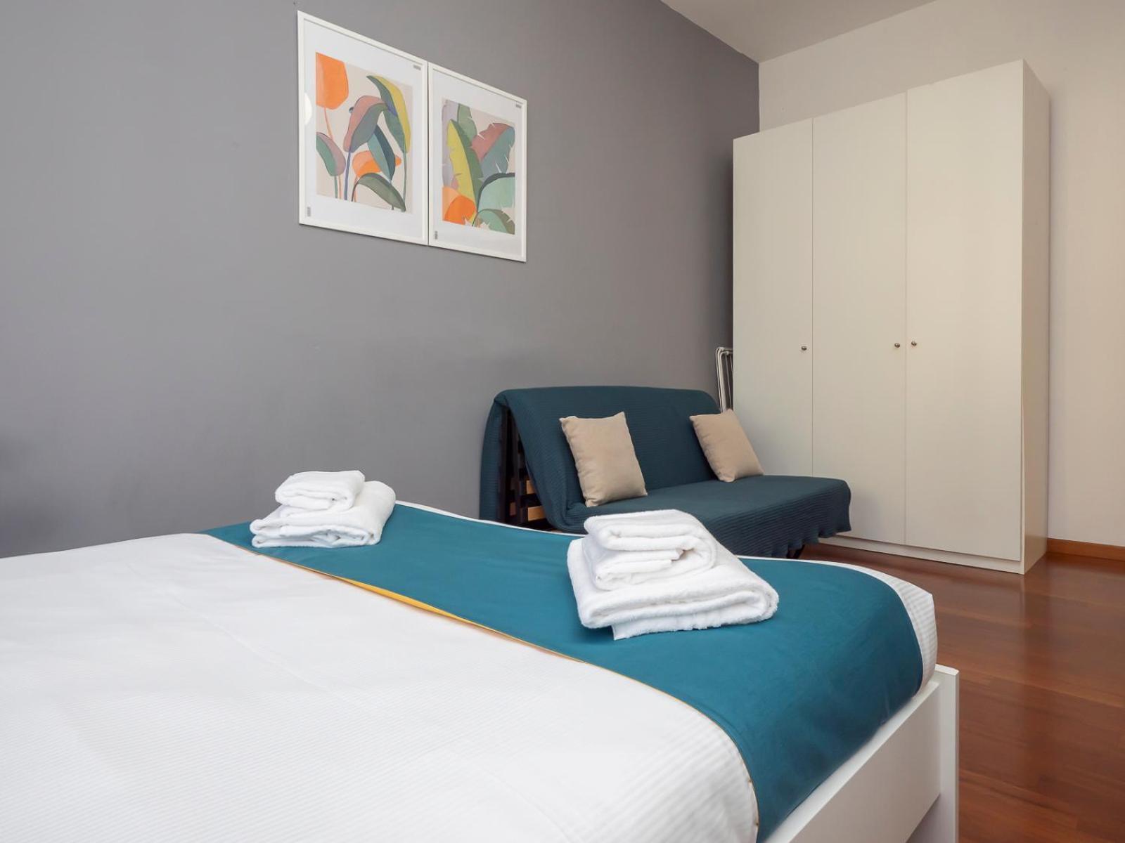 Xenia - Renovated Two-room In Fiera Area Mailand
